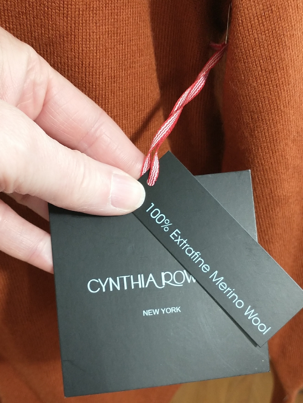 NWT Cynthia Rowley 100% Extra Fine Merino Wool Deep Pumpkin Colored Cowl Sweater - Picture 7 of 10